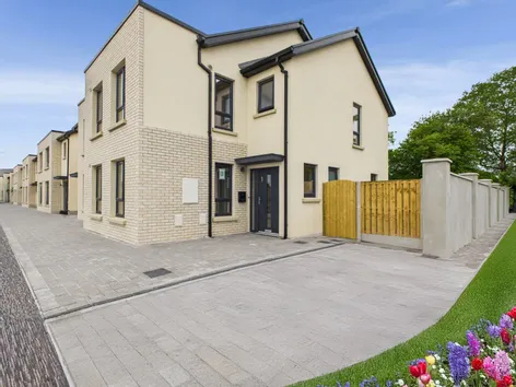 'Bláthnaid' Coill An Easpaig, Portarlington, Co. Laois, R32 - DNG