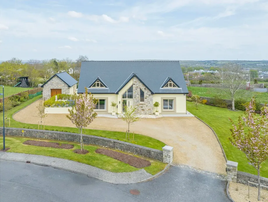 5 Cuirt Cheirin, Circular Road, Galway, H91K59D - DNG Estate Agents