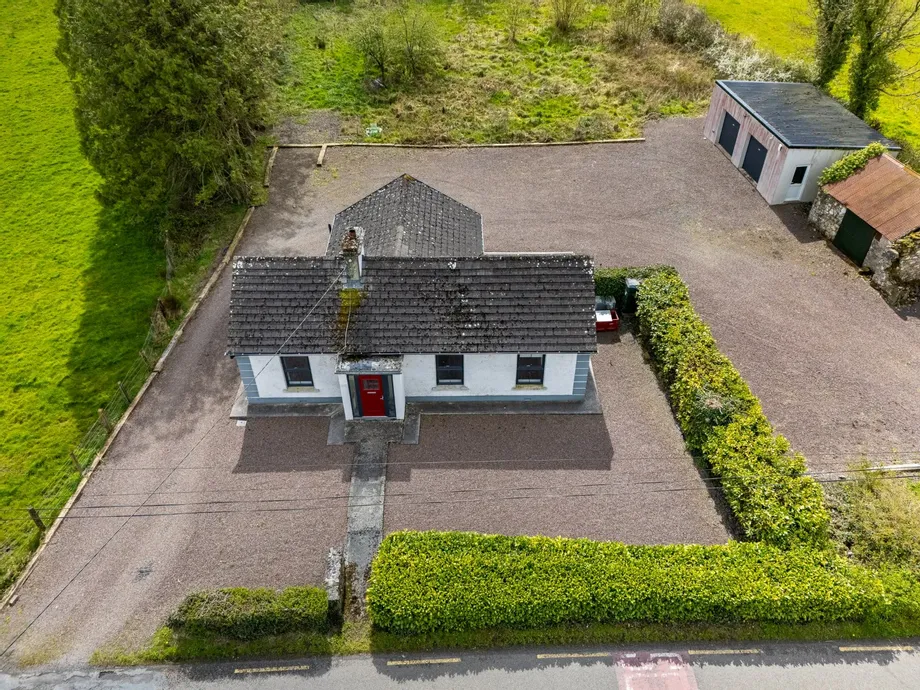 Corraun, Tarmonbarry, Co.Roscommon, N39X768 - DNG Estate Agents