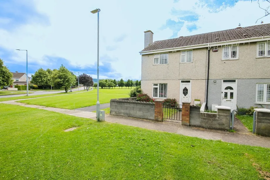 143 Castle Park, Tallaght, Dublin 24, D24R8PN - DNG Estate Agents