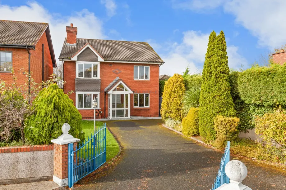 3 The Heathers, Castleknock, Dublin 15, D15EH6H - DNG Estate Agents