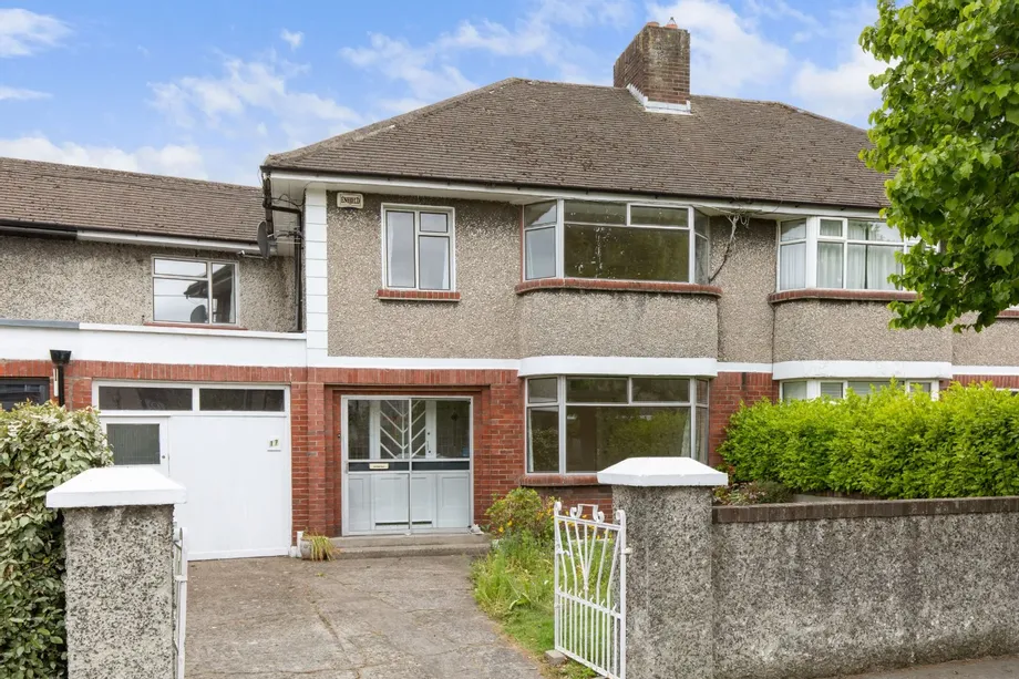 17 Oaklands Drive, Sandymount, Dublin 4, D04X017 - DNG Estate Agents