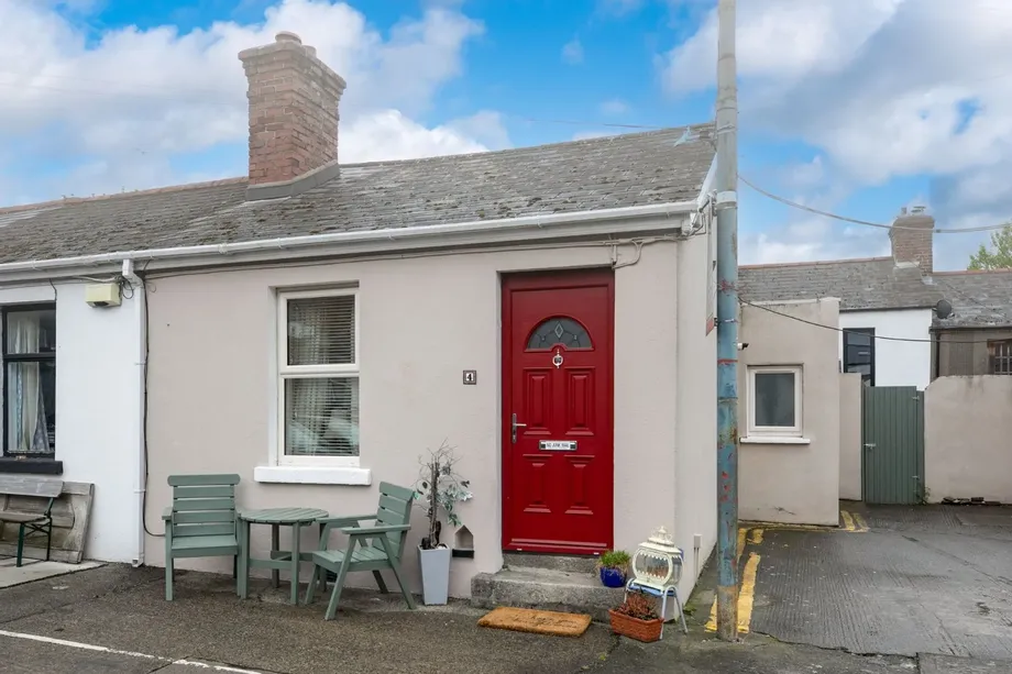 4 Meath Square, Dublin 8, D08R2F8 - DNG Estate Agents