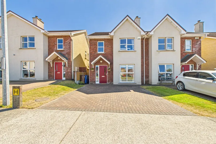76 The Drive, Kill St. Lawrence, Waterford City, Co. Waterford, X91W7X4 - DNG Estate Agents