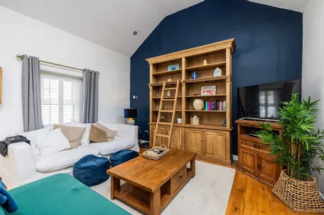 Hazel Cottage, 6 The Square, Skerries, Co. Dublin, K34 - DNG