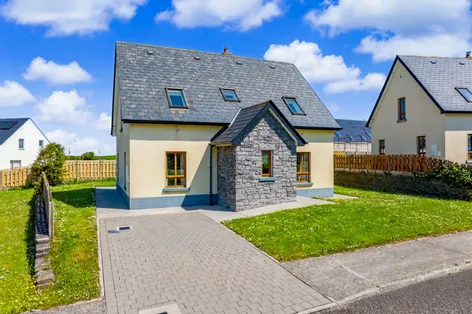 C33 Cahermore Village, Enniscrone, Co. Sligo., F26D853 - DNG