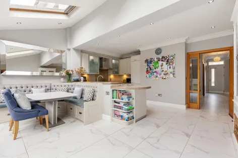 210 Trimbleston, Goatstown Road, Goatstown, D14 - DNG