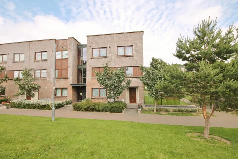 50 Stratton Grove, Adamstown, Lucan, Co Dublin, K78 - DNG Estate Agents