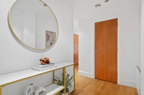 55 Adelaide Square, Adelaide Square, Whitefriar Street, Dublin, D08 - DNG