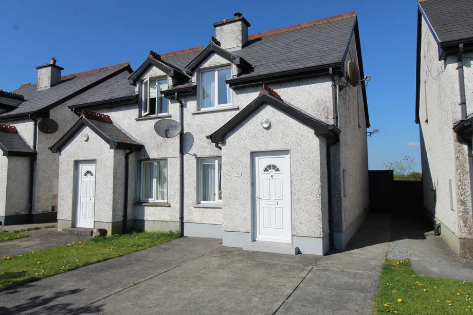 40 Portavolla, Banagher, Co. Offaly, R42 - DNG Estate Agents