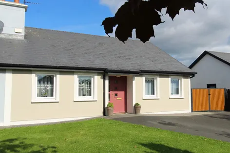 3 Southgate, Crinkle, Birr, Co. Offaly, R42 -  DNG