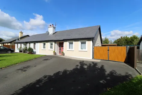 3 Southgate, Crinkle, Birr, Co. Offaly, R42 -  DNG