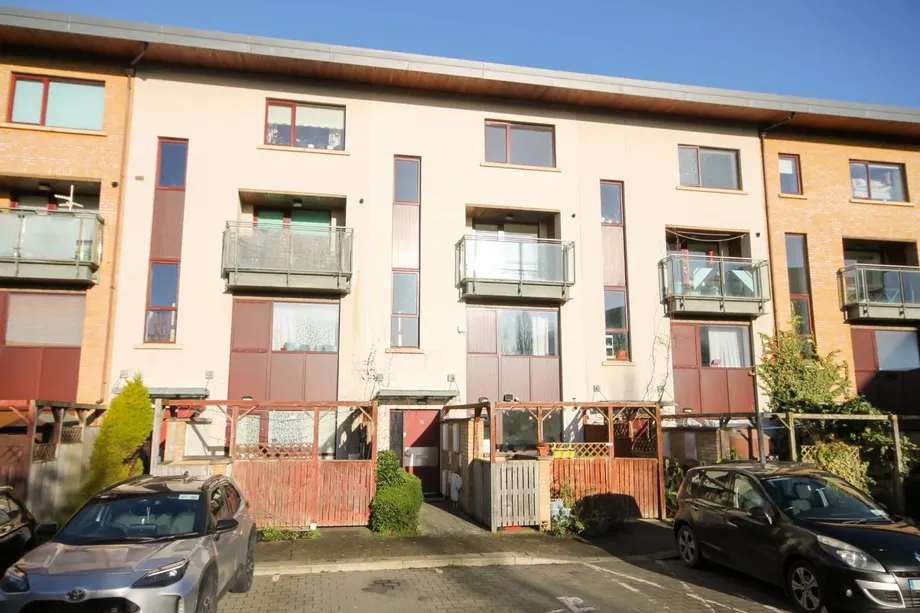 32 Castlegate Copse, Adamstown, Lucan, Co Dublin, K78D1T1 - DNG Estate Agents