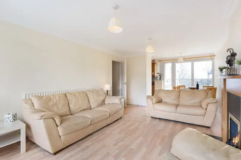 13 Heather Court, Stepaside Village, Dublin 18, D18 -  DNG