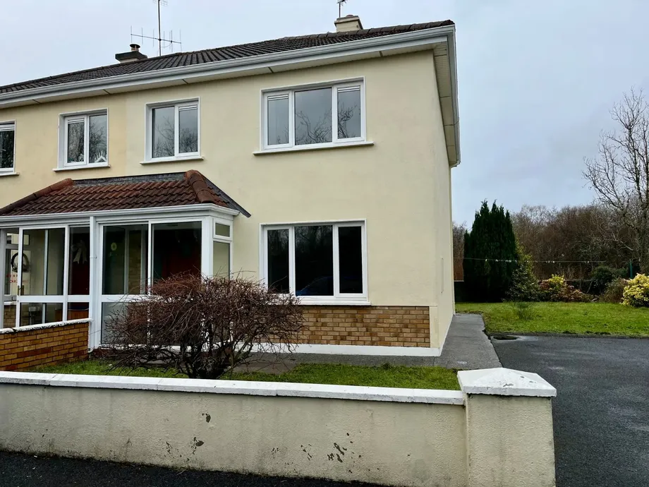 13 Cregg Close, Oughterard, Co Galway, H91V3YX - DNG Estate Agents