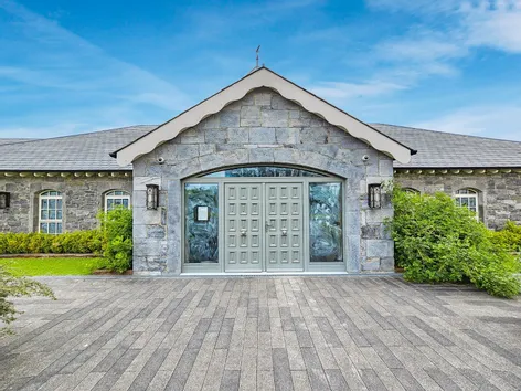 Old Road, Bunratty, Co. Clare, V95DXN0 -  DNG