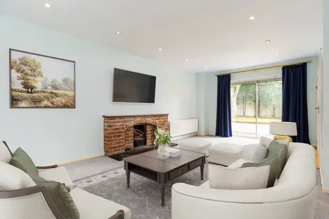 50 Carysfort Downs, Blackrock, Co. Dublin, A94K152 -  DNG