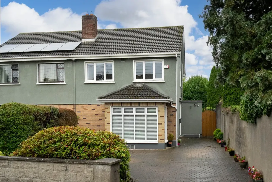 33 Roselawn, Lucan, Co Dublin, K78K7P3 - DNG Estate Agents