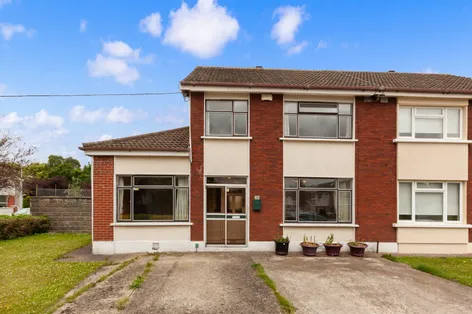 12 Albert College Park, Glasnevin, Dublin 9, D09CK11 - DNG