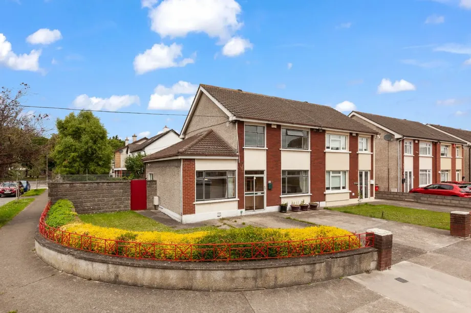 12 Albert College Park, Glasnevin, Dublin 9, D09CK11 - DNG Estate Agents