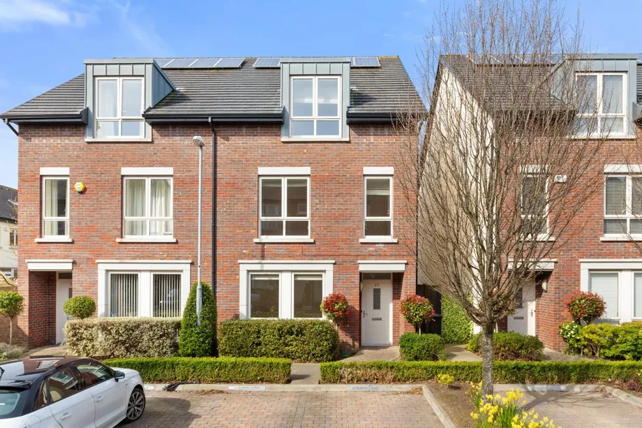 22 Burford Drive, Honey Park, Dun Laoghaire, Co Dublin, A96P8R2 - DNG Estate Agents