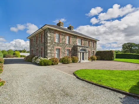 Cloverfield House, Muckross Rd, Killarney, Co Kerry, V93R9C6 -  DNG