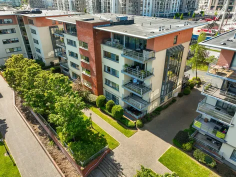 41 East Courtyard, Cabinteely, Dublin 18, D18XV21 - DNG