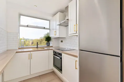 83 Cranford Court, Stillorgan Road, Donnybrook, Dublin 4, D04 -  DNG