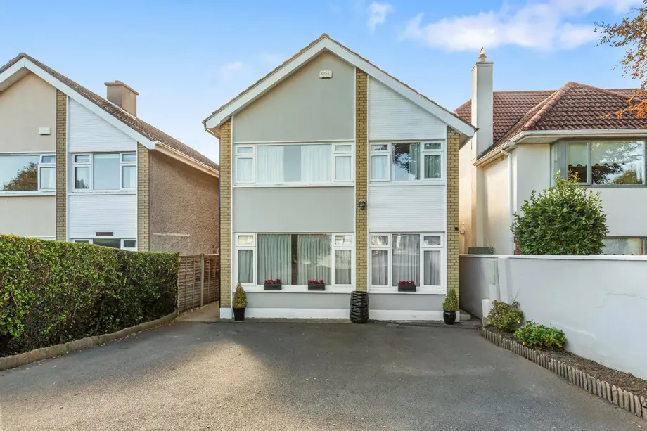 1 Glenview, Rochestown Avenue, Dun Laoghaire, Co Dublin, A96D2C1 - DNG Estate Agents