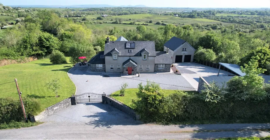 Twinbrook House, Dysart, Ennis, Co. Clare, V95DF34 - DNG Estate Agents