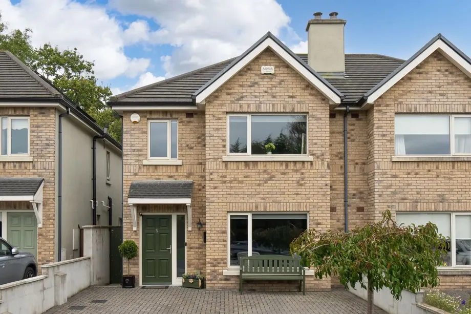 8 Hawthorn Gate, Celbridge, Co. Kildare, W23TY80 - DNG Estate Agents