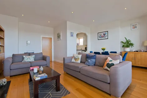 136 The Oval, Tullyvale, Cabinteely, Dublin 18, D18WT21 - DNG