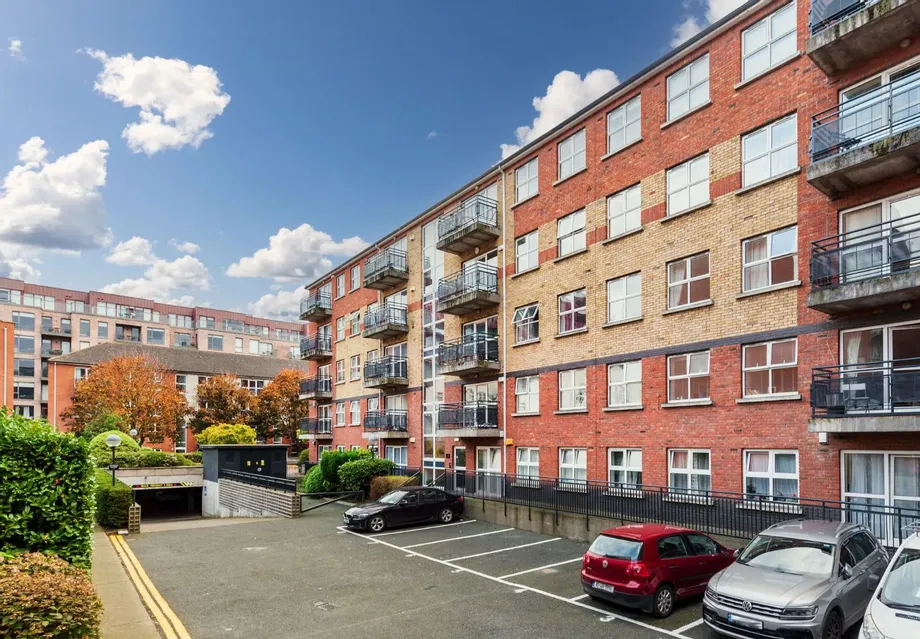 73 Windmill Lane Apartments, Grand Canal Dock, Dublin 2, D02 - DNG Estate Agents