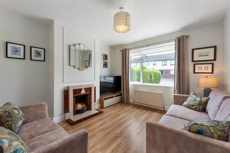13 Whitehall Park, Terenure, Dublin 12, D12CCH6 - DNG