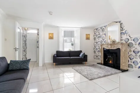 30 Mountpleasant Terrace, Ranelagh, Dublin 6, D06 -  DNG