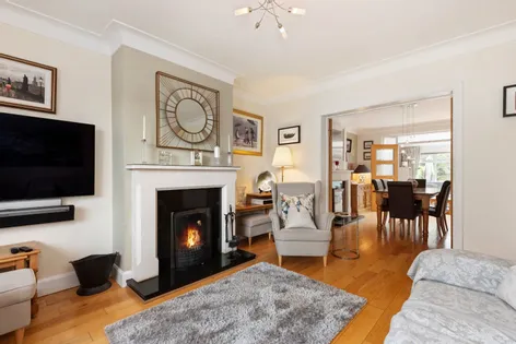 8 Glenbrook Park, Rathfarnham, Dublin 14, D14AE48 -  DNG