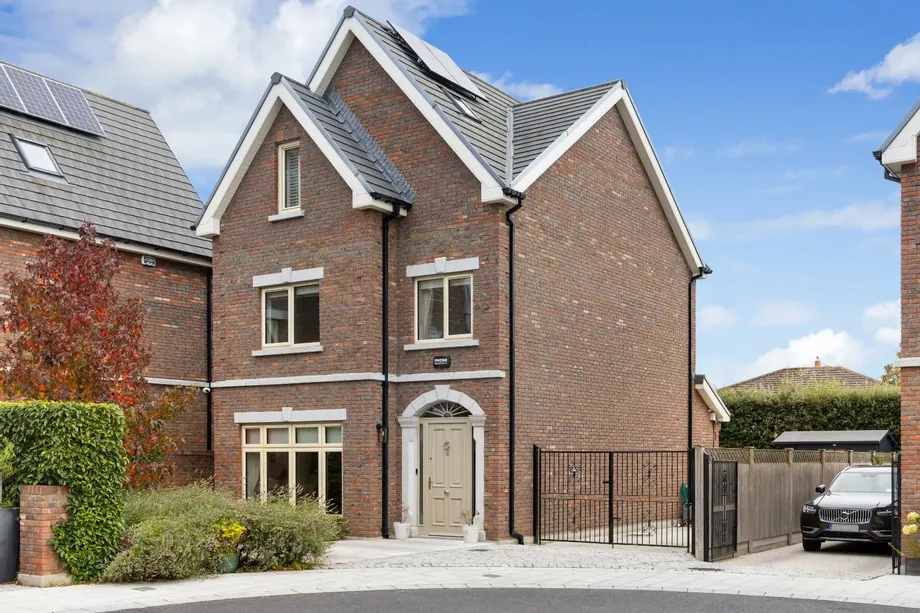 9 Kensington Manor, Dun Laoghaire, Co Dublin, A96X499 - DNG Estate Agents