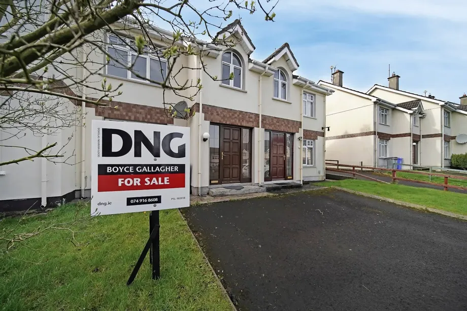 16 Beechwood Park, Letterkenny, Co. Donegal, F92VNP4 - DNG Estate Agents