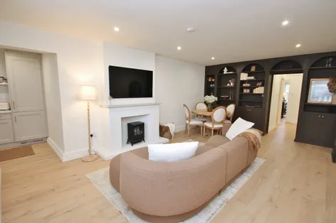 Apartment 3, Block A, The Steeples, St. Laurence Road, Chapelizod, Dublin 20, D20RN61 -  DNG