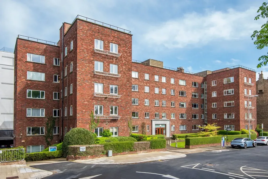 40 Court Apartment, Wilton Place, Dublin 2, D02VW26 - DNG Estate Agents