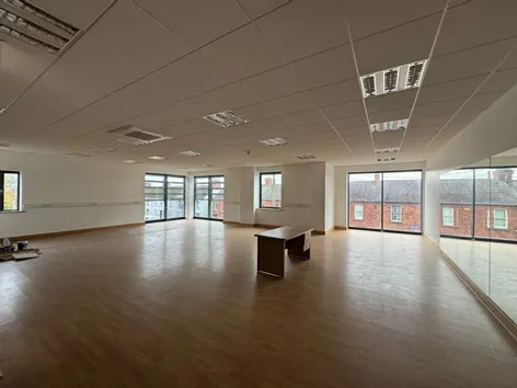 First Floor, Avenue Road Centre, Avenue Road, Dundalk, Co. Louth, A91 -  DNG