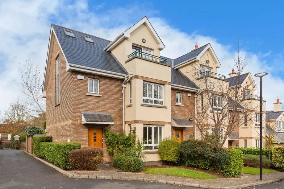 5 Dunstaffnage Hall, Stillorgan, Co Dublin, A94TN59 - DNG Estate Agents