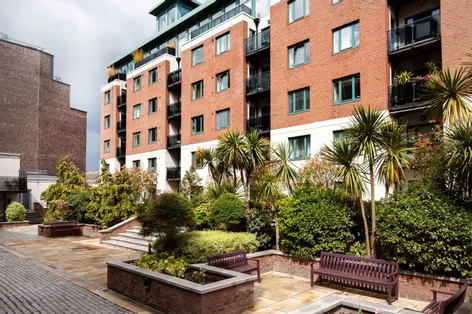 Penthouse, 132 Adelaide Square, Whitefriar Street, Dublin 8, D08 - DNG