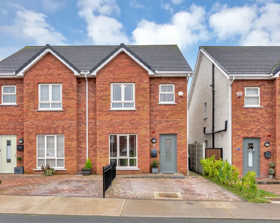 8 Curragh Drive, Kildare Town, Co Kildare, R51 - DNG Estate Agents