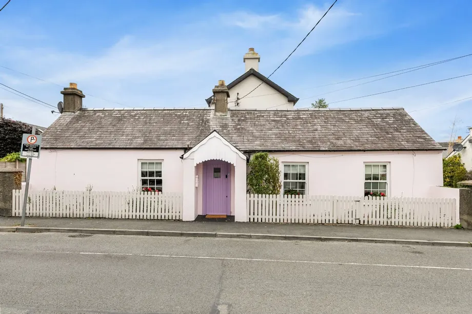Tara Cottage, Trafalgar Road, Greystones, Co. Wicklow, A63XT35 - DNG Estate Agents