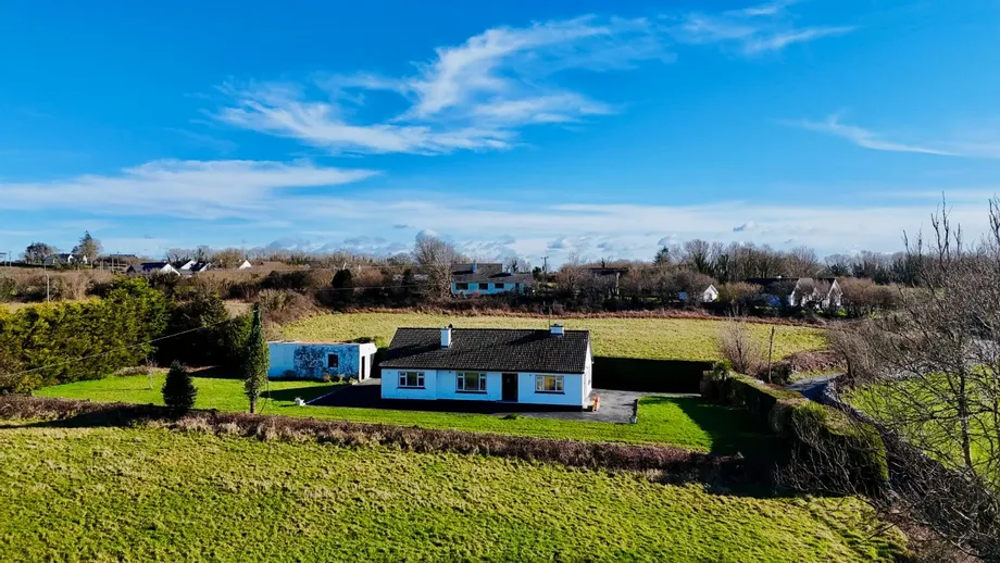 Ross View, Rosscahill West, Rosscahill, Galway, H91T1DD - DNG Estate Agents