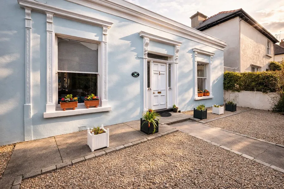 24 Sandycove Avenue West, Sandycove, Co Dublin, A96XY97 - DNG Estate Agents