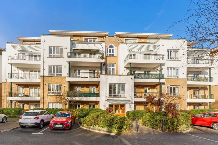 76 Seamount, Block 4, Blackrock, Co. Dublin, A94N403 - DNG Estate Agents