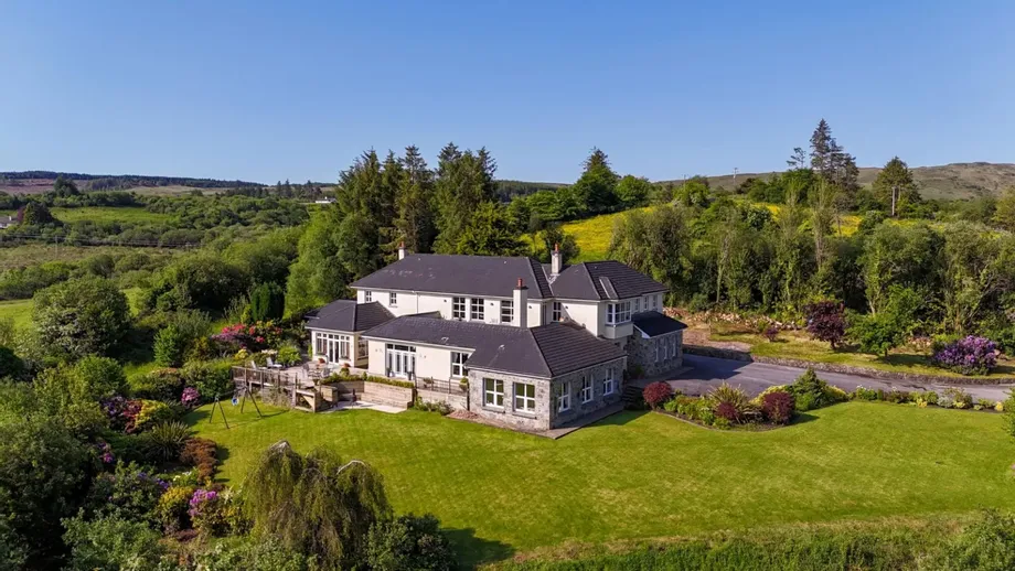 Kitts Bay - Lake Shore House, Glann Road, Oughterard, Co Galway, H91PN7P - DNG Estate Agents