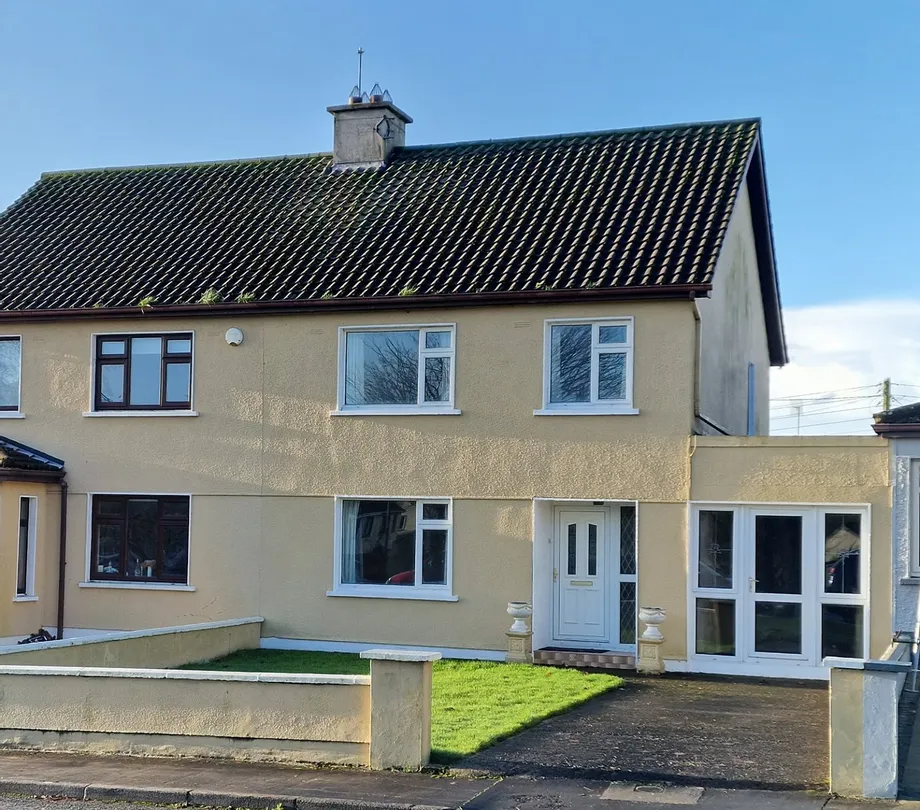 8 Ennis Road, Newmarket On Fergus, Co. Clare, V95VW52 - DNG Estate Agents